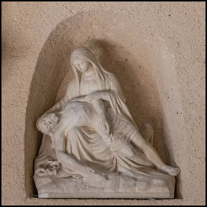 image025